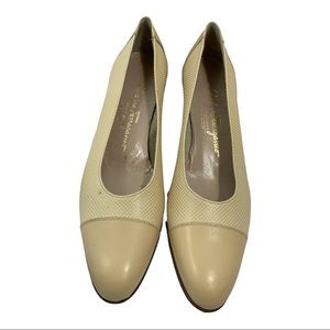 Salvatore Ferragamo Pumps